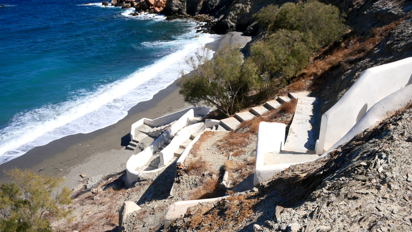 Vardia, Folegandros