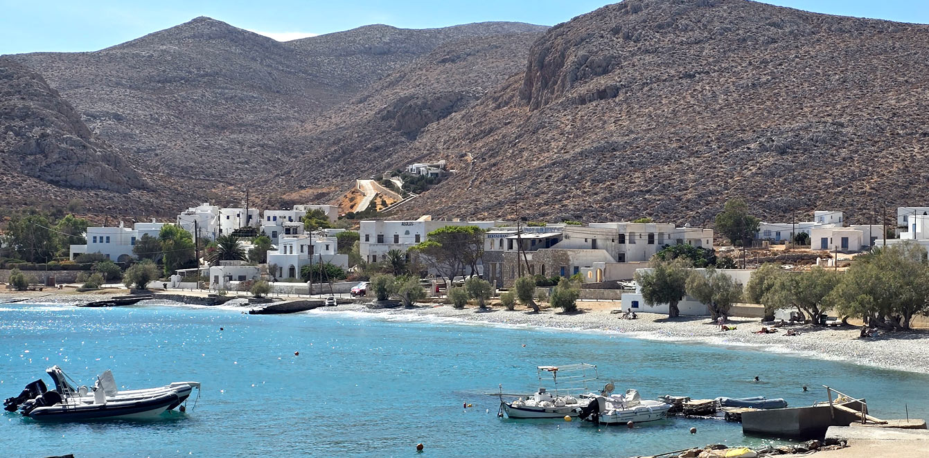 Chochlídia Beach (la plage de Karavostassi), Folegandros