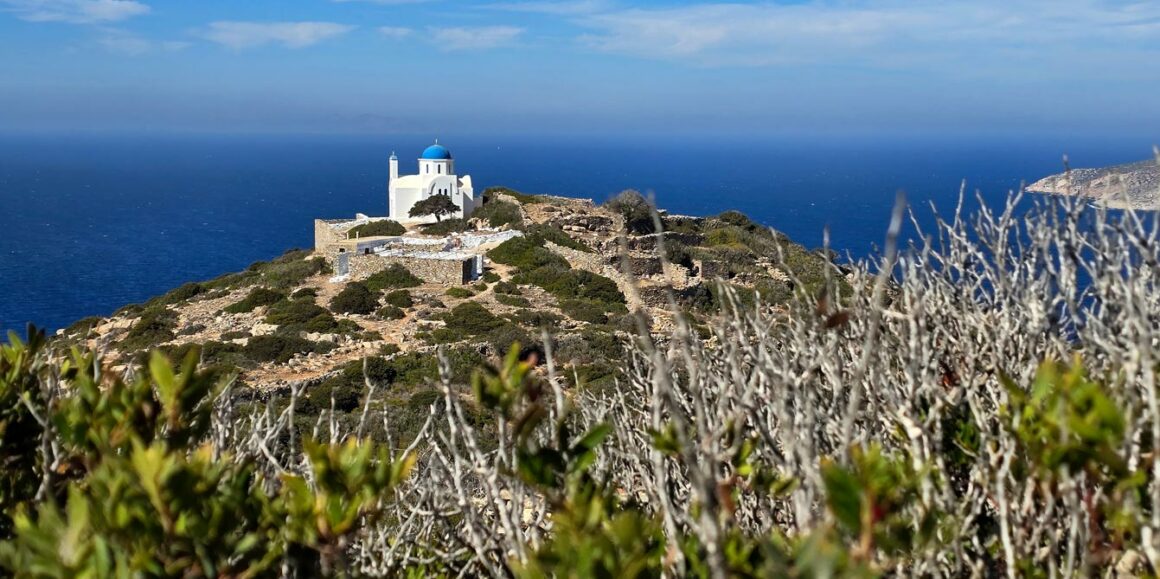 Eglise Ágios Ioánnis o Pródromos ,l'Ancienne Arkesini à Amorgos