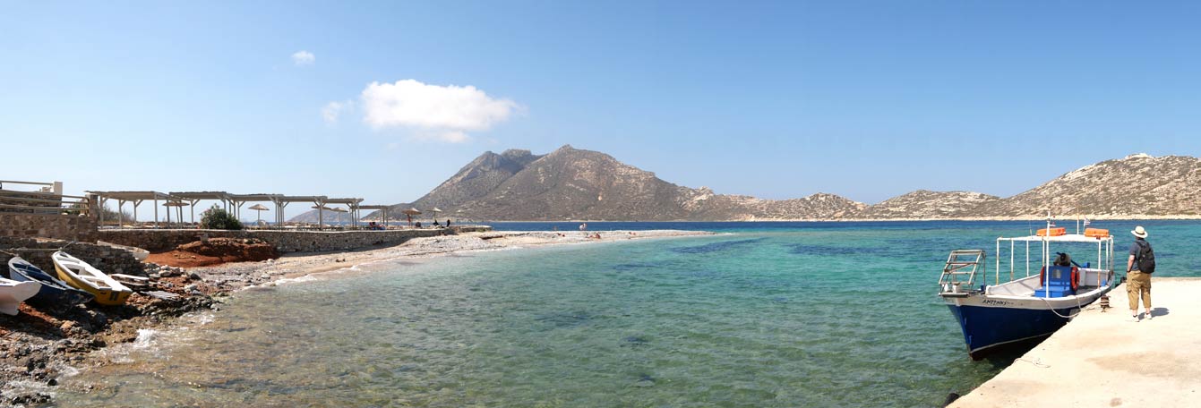 Le point de départ à la plage d'Agios Pavlos pour se rendre sur l'île de Nikouria