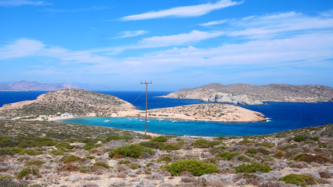 Plage de Kalotarítissa à Amorgos