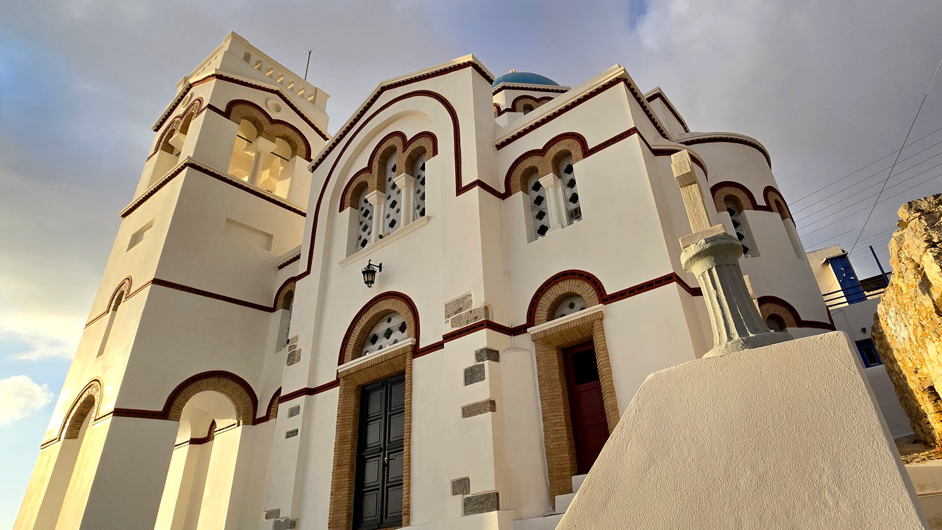 L'église d'Agioi Anargyroi, Tholaria, Amorgos
