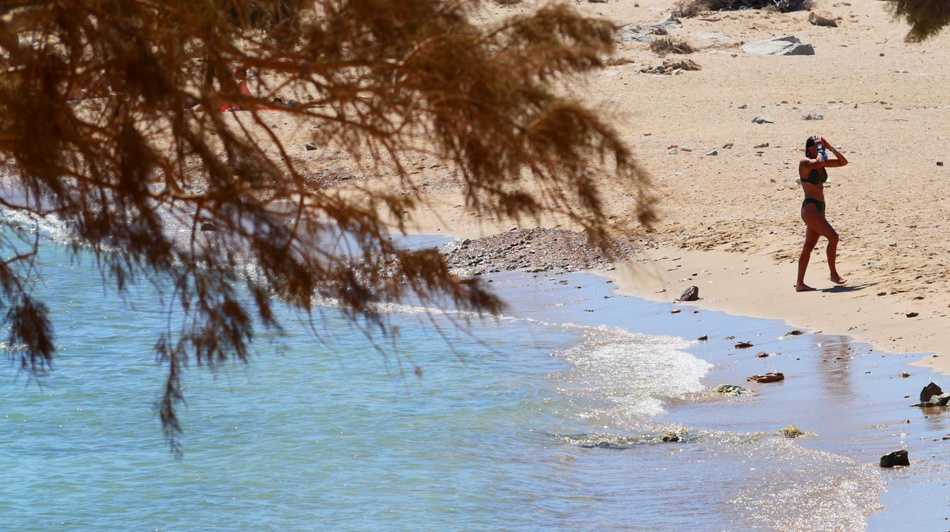Plage de Kalotarítissa à Amorgos