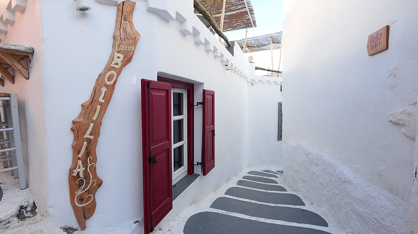 Le bar Botilia à Amorgos