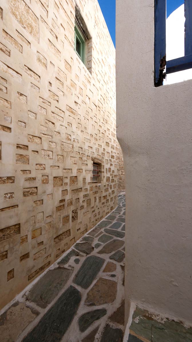 chora de Folegrandros : quartier historique Kastro