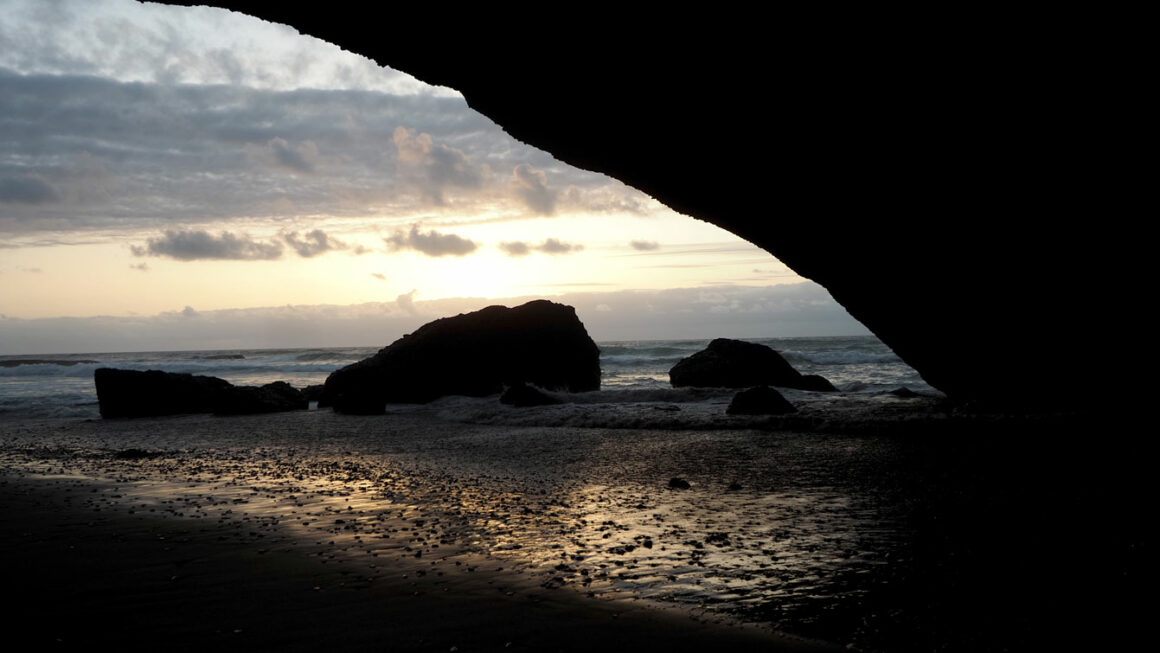La plage de Legzira au Maroc