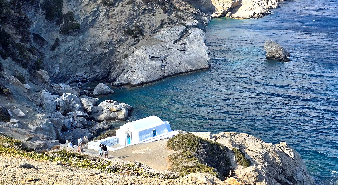 La plage d’Agia Ana, Amorgos