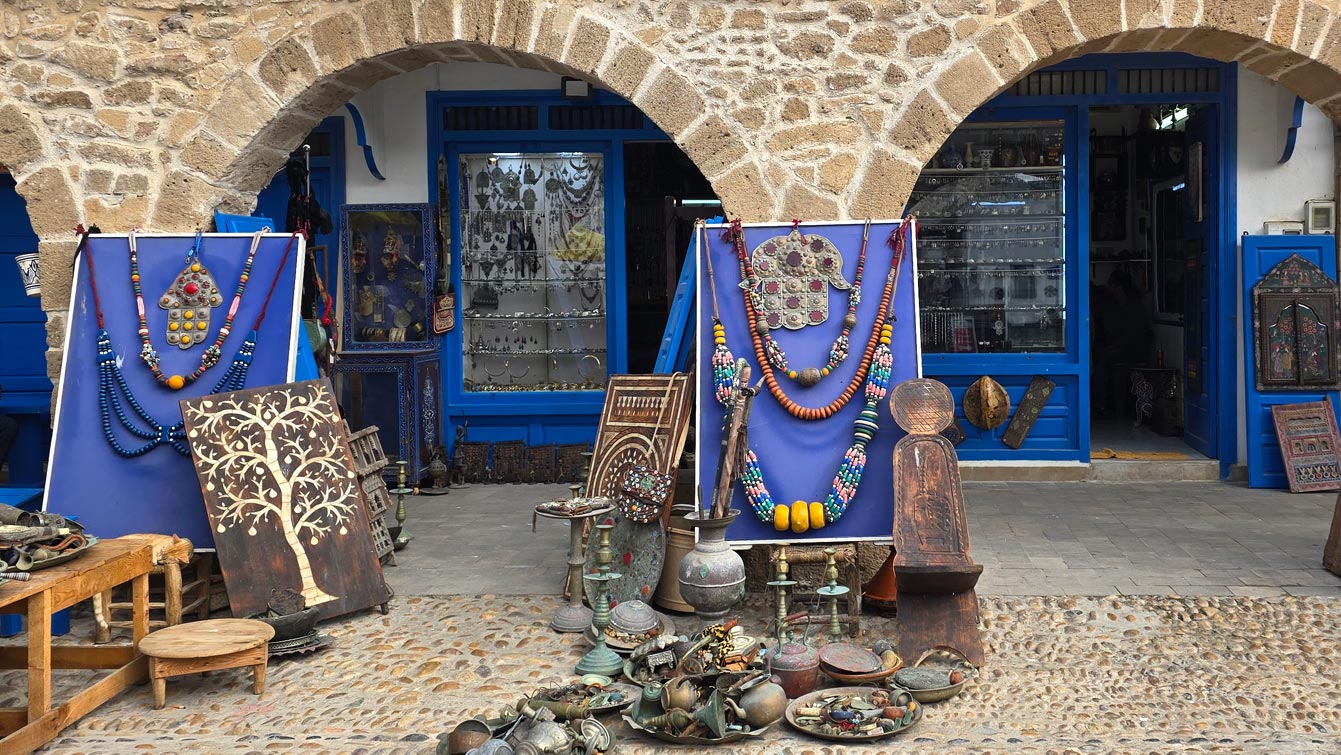 Aux Trésors du Désert & les échoppes de la place du Marché aux Grains