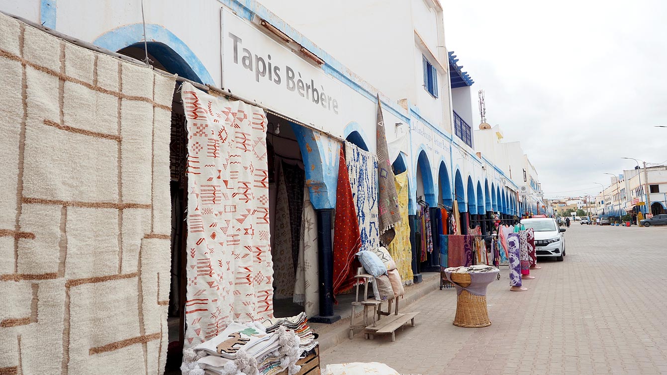 tapis berbères au souk de Mirleft