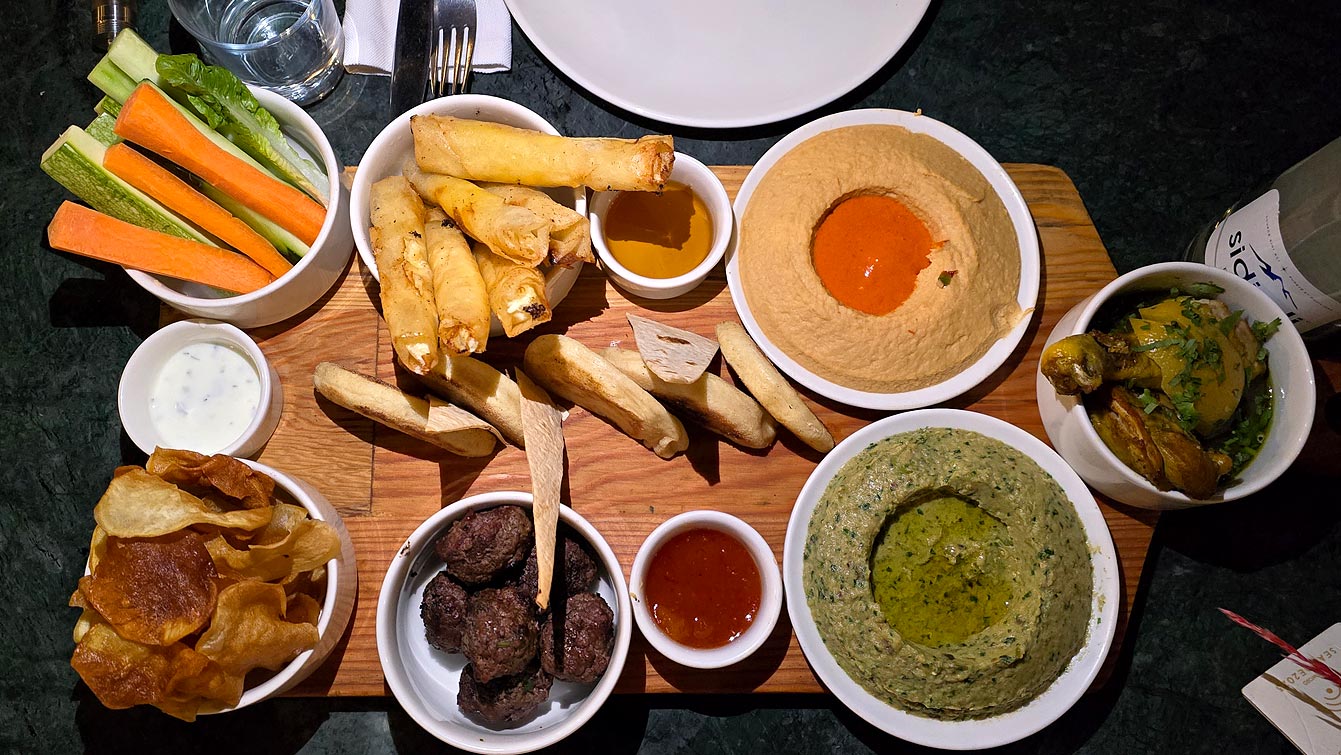 Dfrost Almugar Restaurant & Bar : plateau de mezze