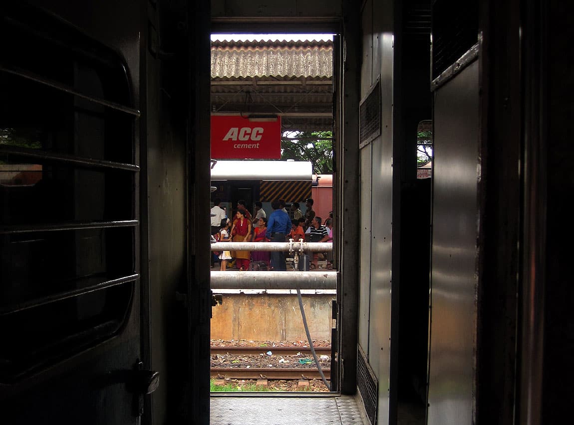 train-inde-Madgaon05