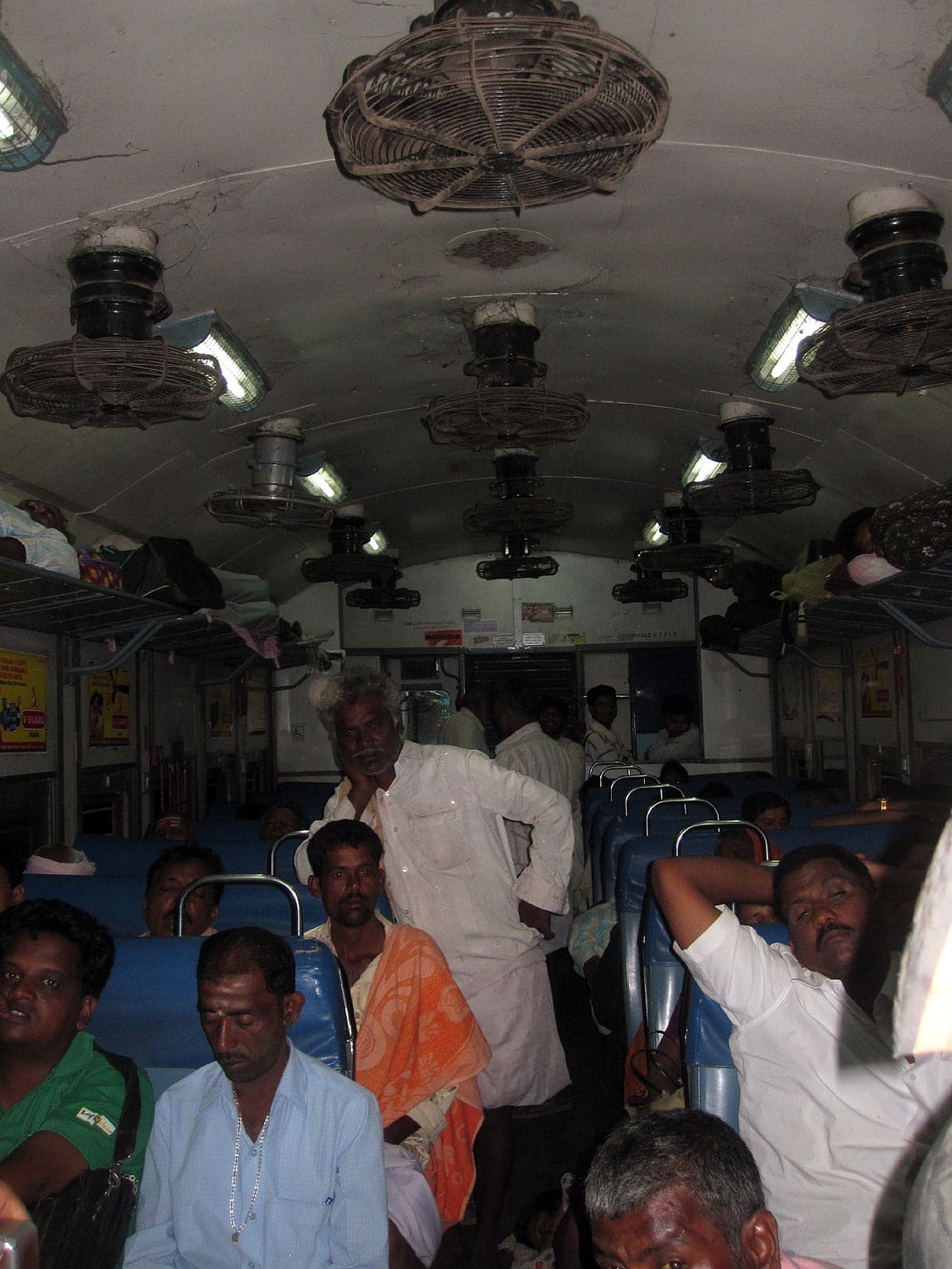train-inde-Madgaon09