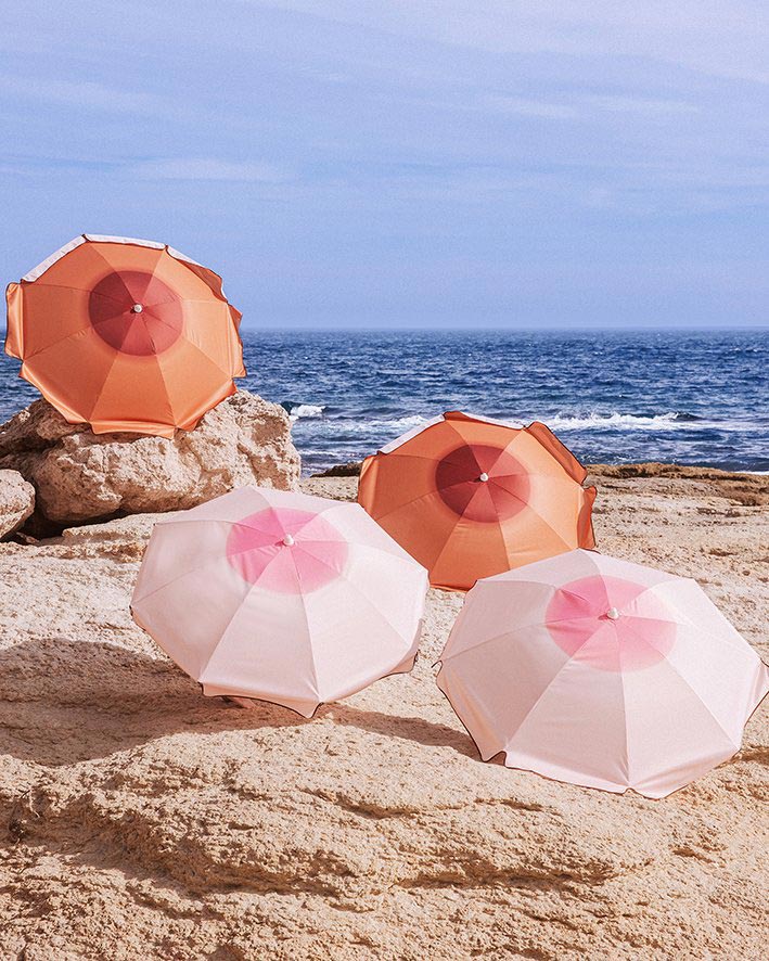Les parasols Seins-Tropez
