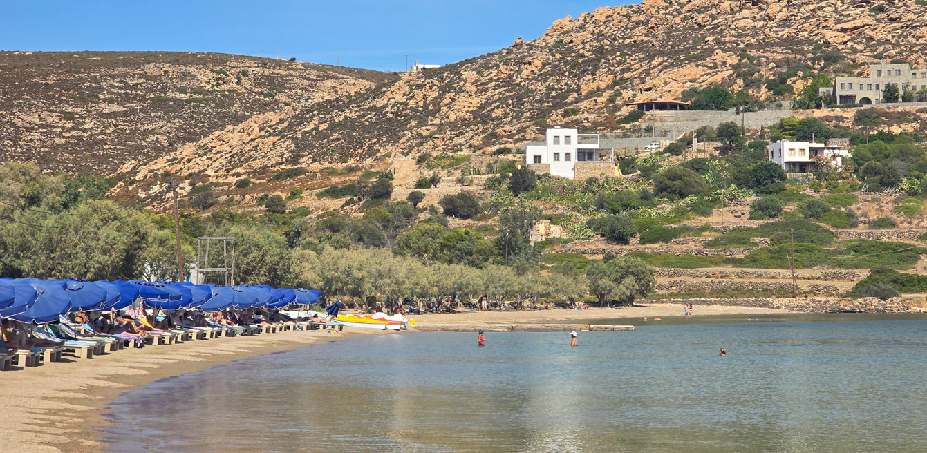 Agrio livadi, plage à Patmos