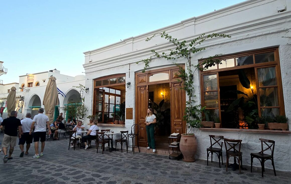 Dans les rues de Skala, Patmos