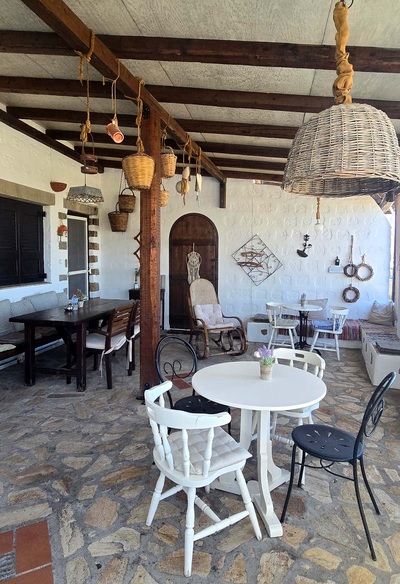 Entrée de Kalderimi Studios : une jolie adresse où loger pas cher à Patmos