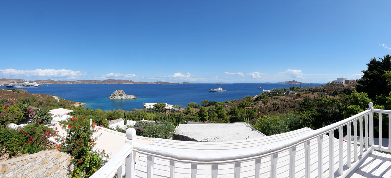 Le balcon : A l'étage, visite des autres chambres : Eirini Luxury Hotel Villas Patmos 