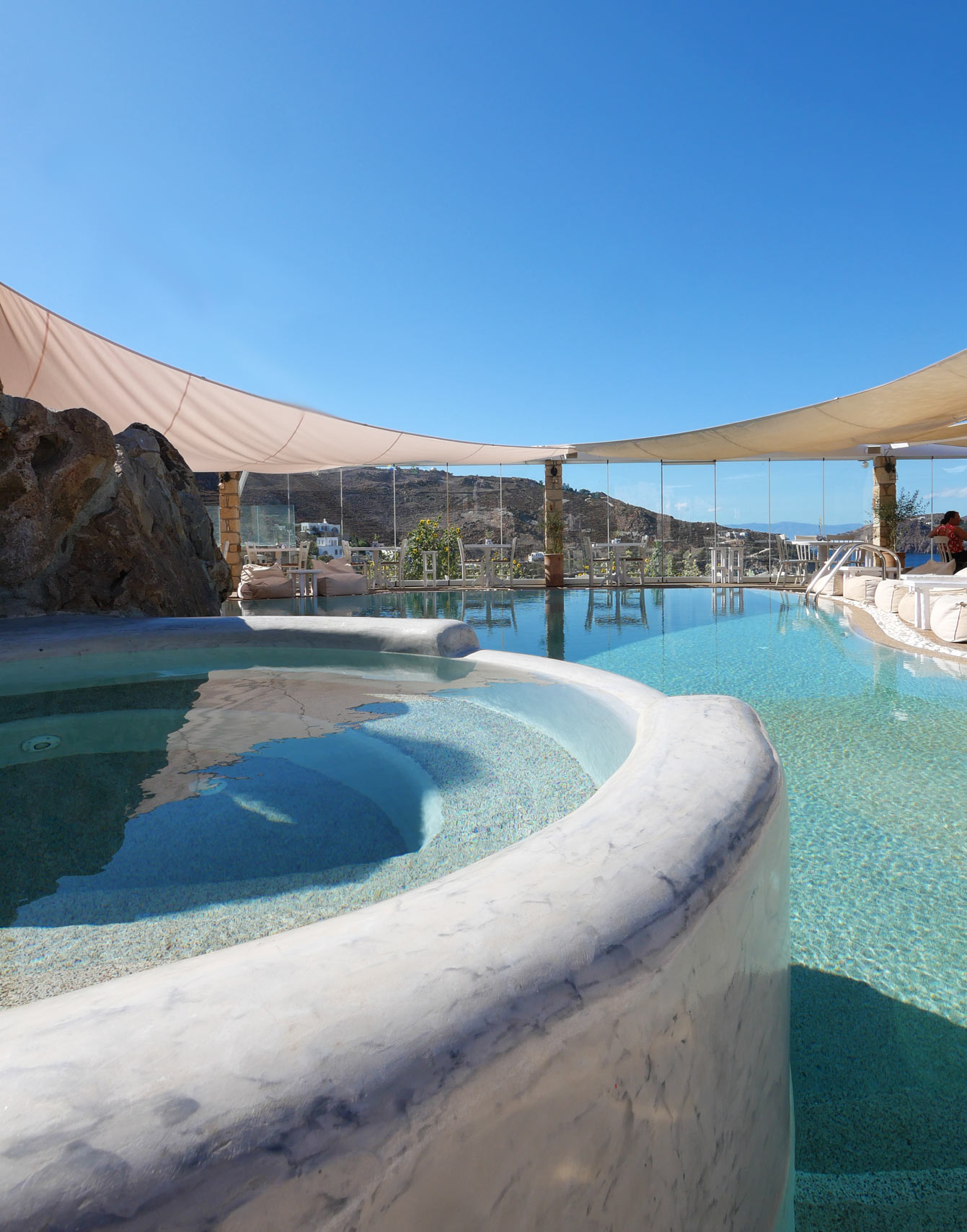 La piscine : Eirini Luxury Hotel Villas Patmos 